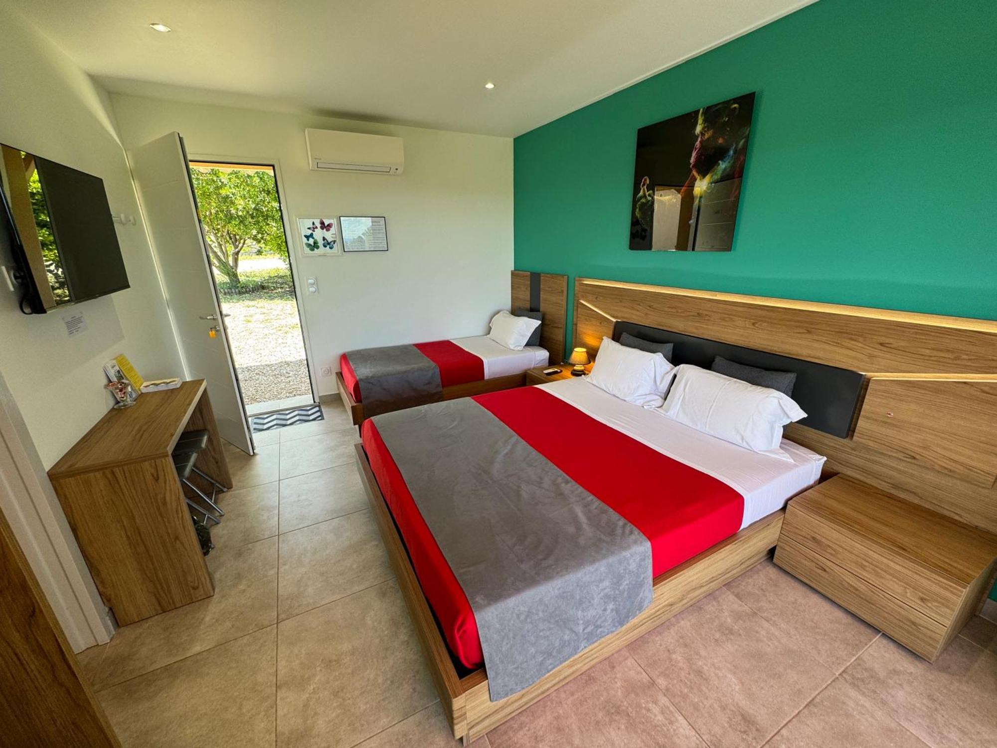 Domaine Maxxim Hotel Clermont-l'Herault Ngoại thất bức ảnh